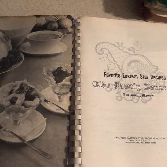 Vintage Favorite Eastern Star Recipes. Olde Family Favorites including menus. - Picture 2 of 11